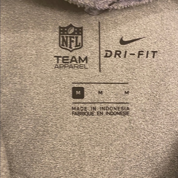 NFL New Orleans Saints Women's Nike Dri-Fit Long Sleeve Shirt  NWT Size Medium - Picture 7 of 11